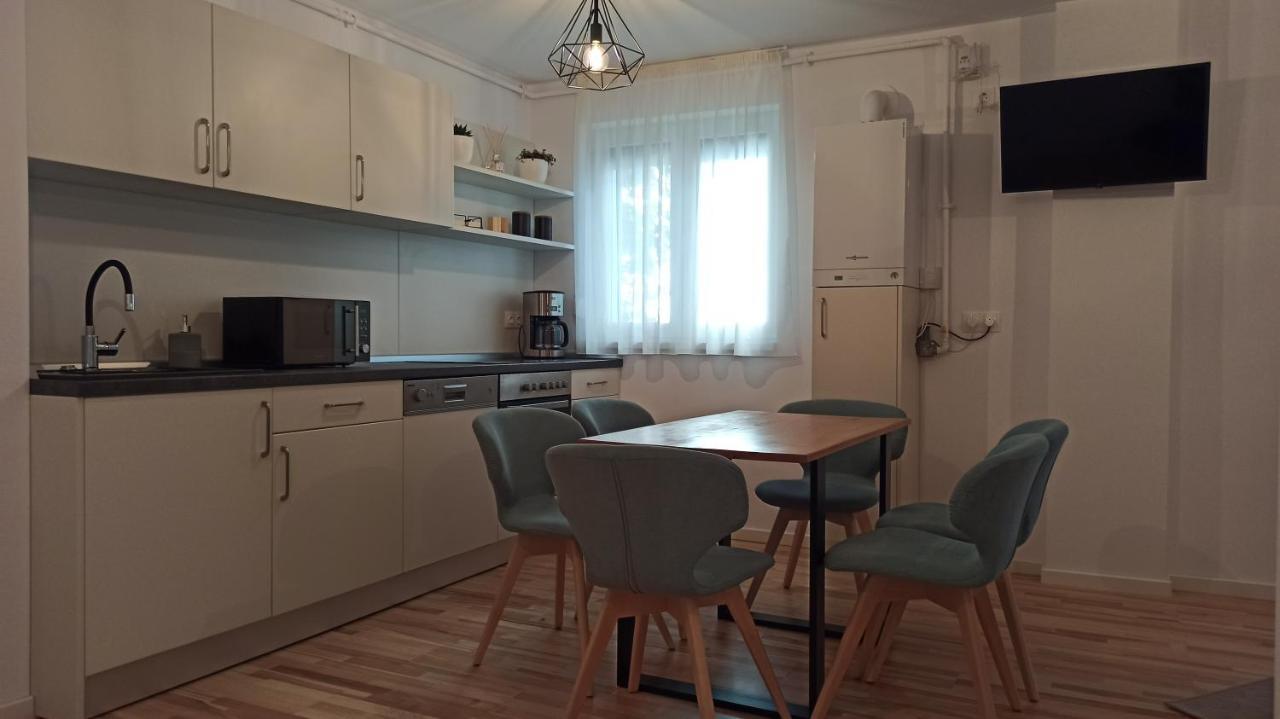 Chrysanthemum Apartment